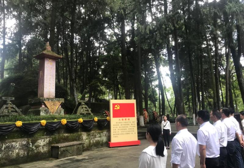对峙党建引领 筑牢消防“红色樊篱” 海晶石油发展“我是消防员”党建活动 (5)_800-550 对峙党建引领 筑牢消防“红色樊篱” 海晶石油发展“我是消防员”党建活动 (5)_800-550